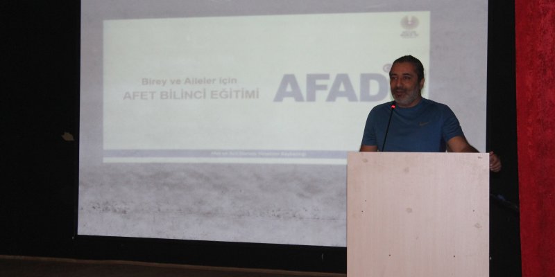 Okulumuzda AFAD Görevlileri Seminer Düzenledi